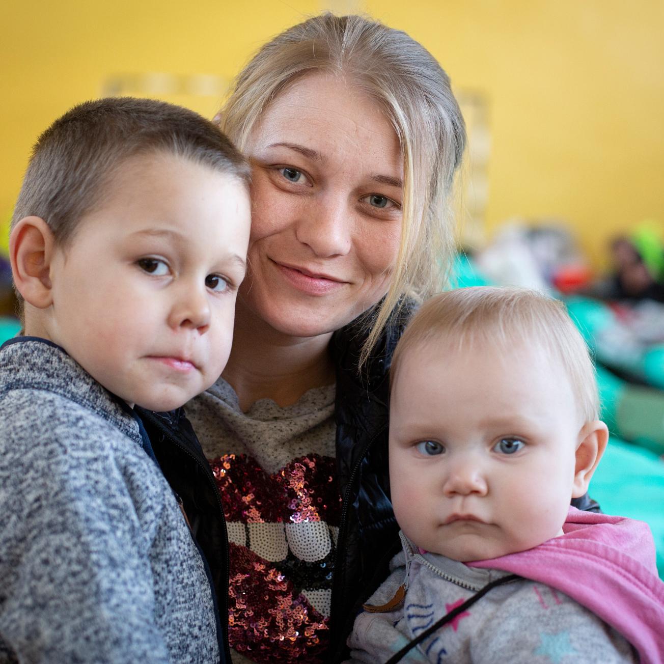 Mutter_Kind_ Geflüchtete_Ukraine_Caritas_Bonn_Spenden (c) Caritas International Polen Mutter_Kind_ Geflüchtete_Ukraine_Caritas_Bonn_Spenden