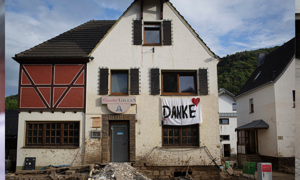 Fluthilfe_Ahr_Caritas-Bonn_(1920 × 600 px)_mobil