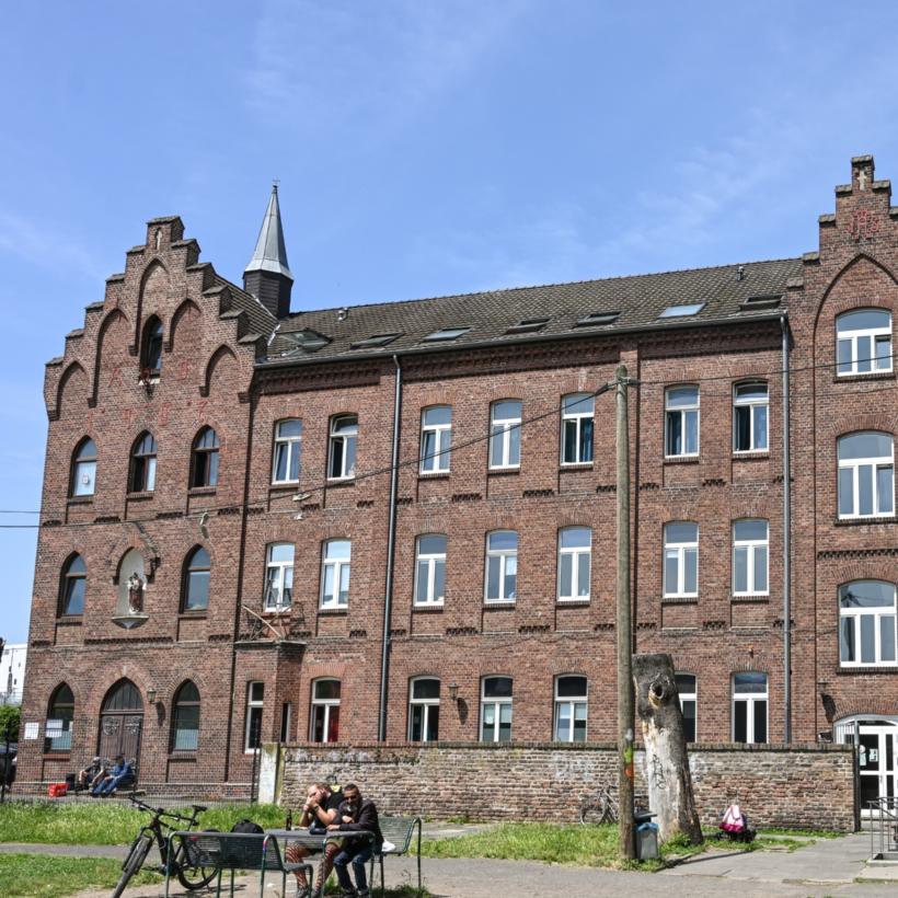 Mit den Angeboten der Caritas-Obdachlosenhilfe versorgen wir die Menschen in Not mit dem Nötigsten.