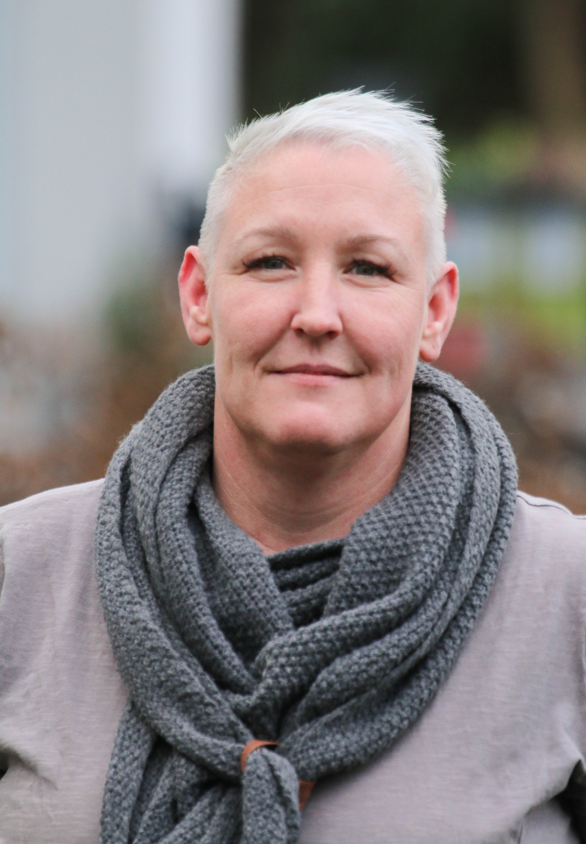 Sandra Bell