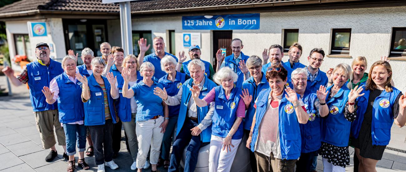 BAHNHOFSMISSION Gruppenbild_